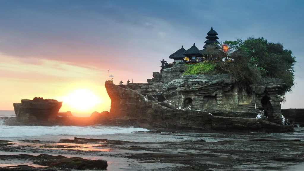 Sunset Pura Tanah Lot Bali Feature Image