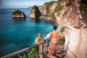 diamond beach nusa penida carved stairs rock
